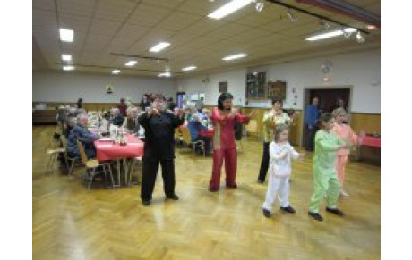         DEMONSTRATION DE TAI CHI- QI GONG 